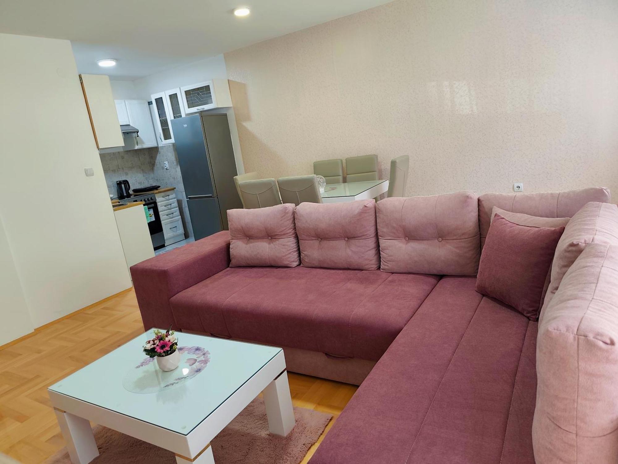 Apartman Lara Pirot Exterior foto